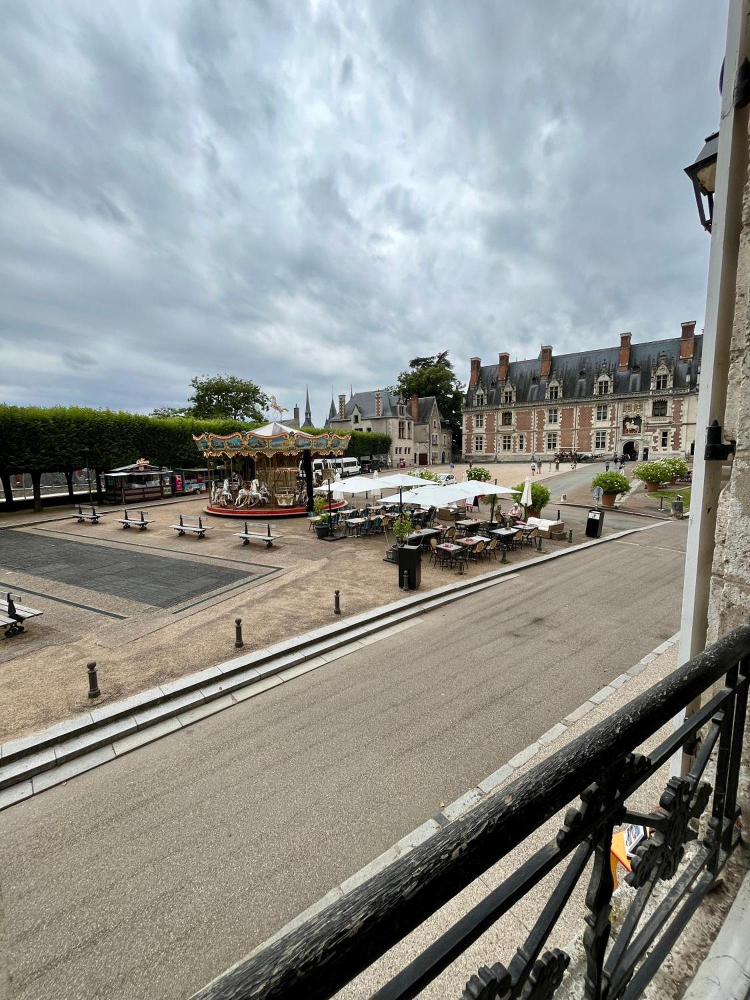 La Place Du Chateau - Vue Exceptionnelle Sur Le Chateau De Blois Dış mekan fotoğraf